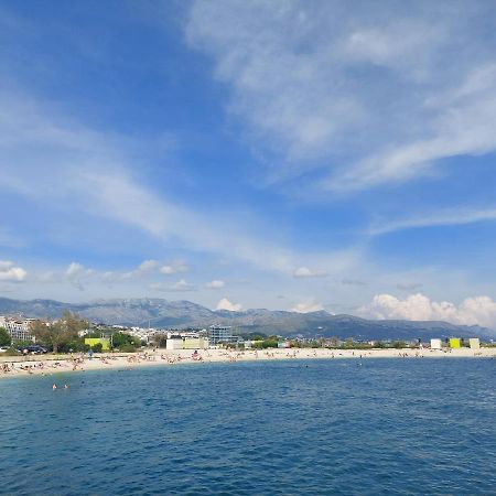 Apartman Monika Near The Beach スプリト エクステリア 写真