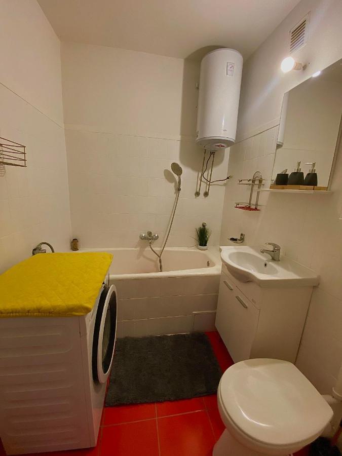 Apartman Monika Near The Beach スプリト エクステリア 写真